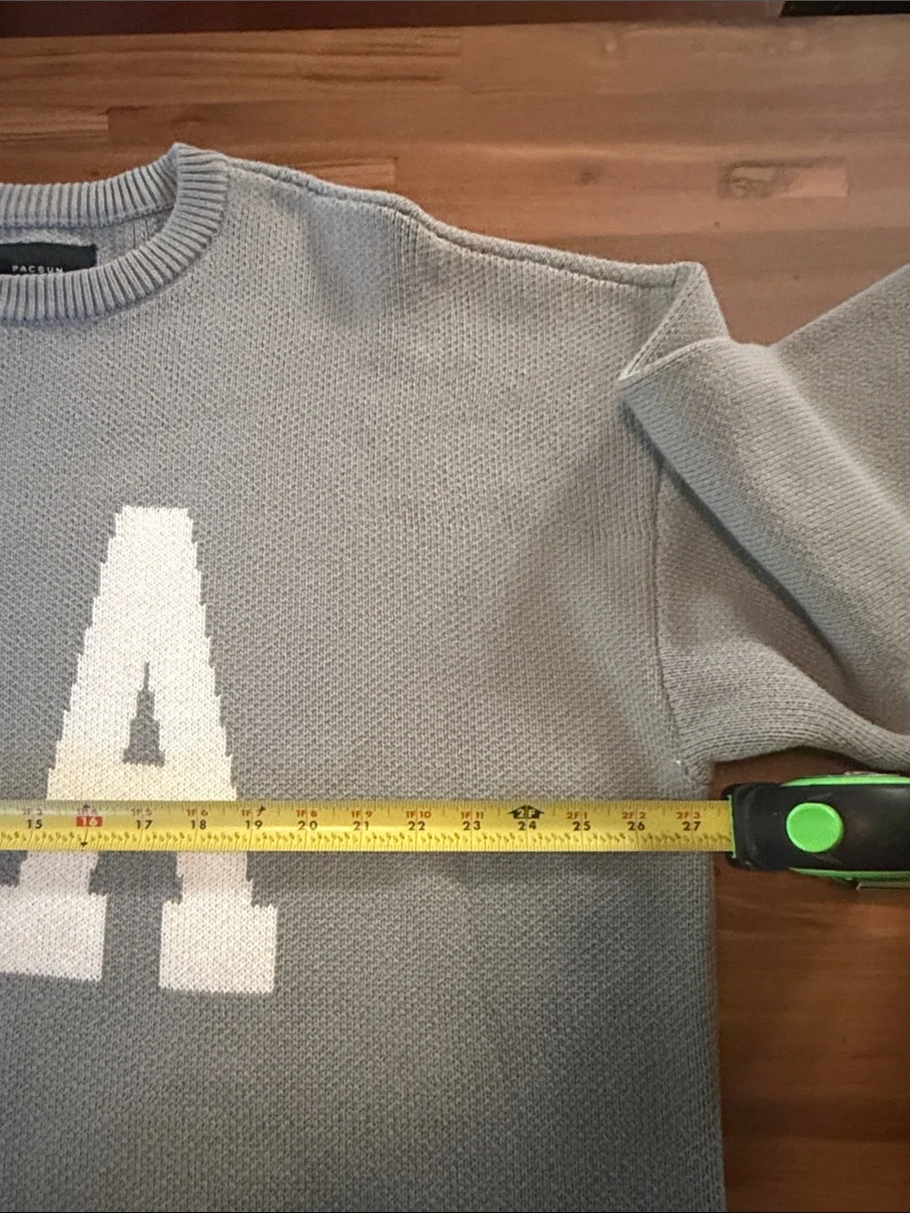 PacSun light gray